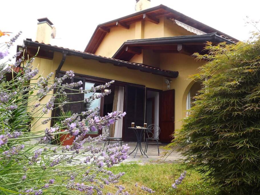 Your Family Home In Luino Extérieur photo